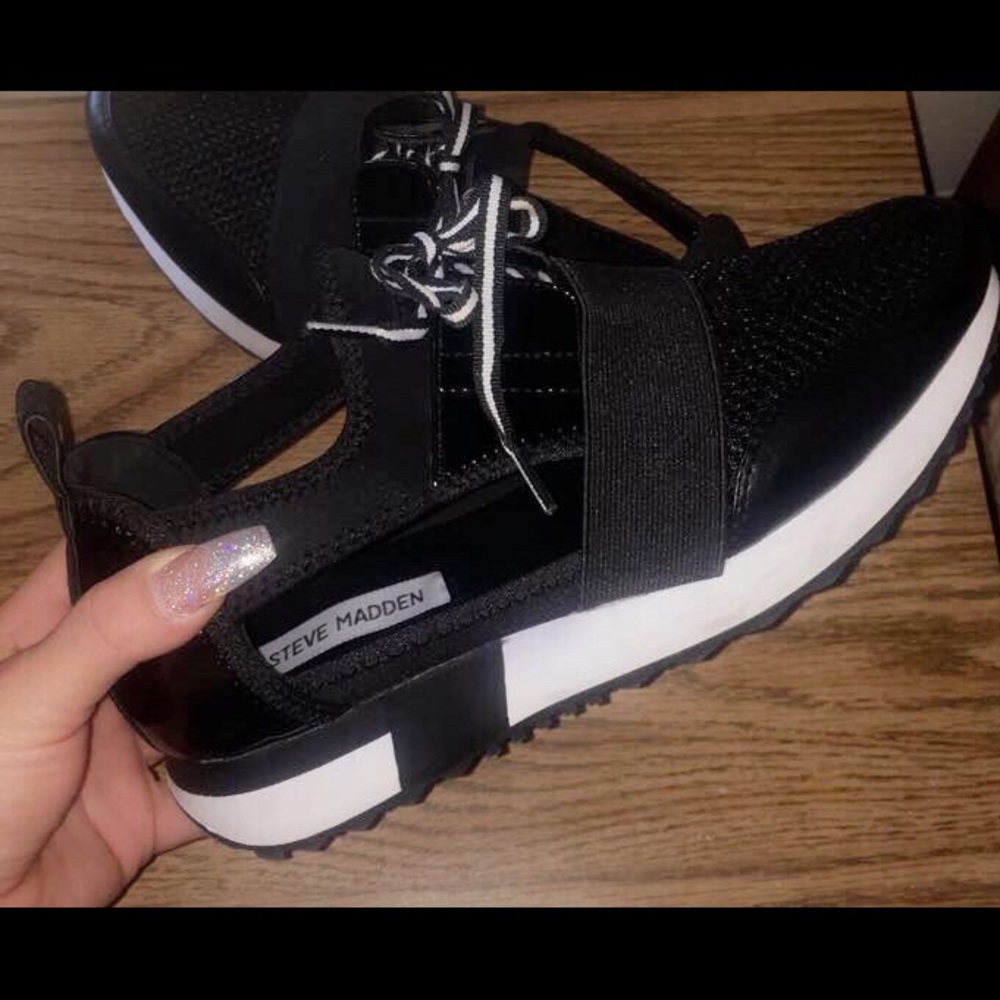 Steve Madden sneakers